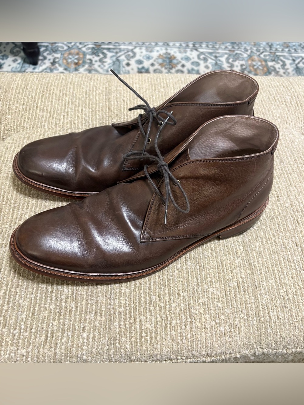 Banana Republic Brown Leather Chukka Boots